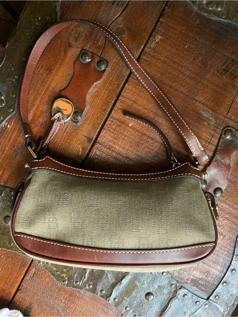 Vintage Dooney & Bourke Olive Shoulder Purse Italian Leather Trim - Picture 13 of 14